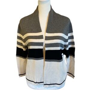 Liz Claiborne Career 3/4 sleeve cardigan. Waist length. Size L.